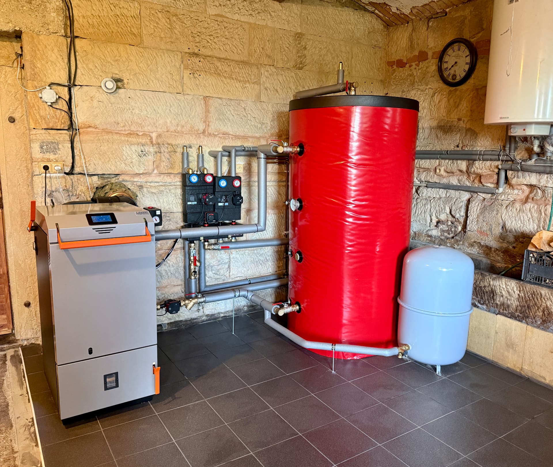 Kotel na dřevo Blaze Harmony Praktik 25 kW – Podkrkonoší — Podkrkonoší u Hořic