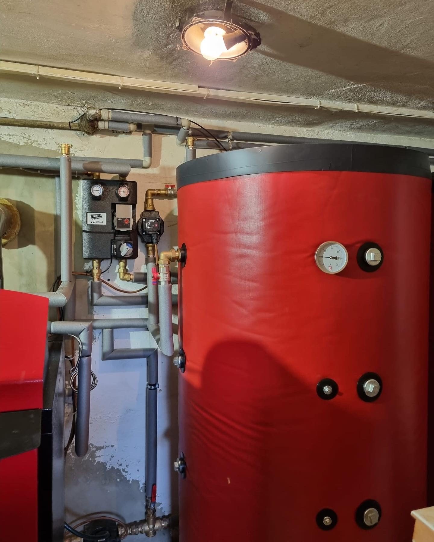 Kotel na dřevo 20 kW — instalace, Chlumec, Lomnice nad Popelkou (2)