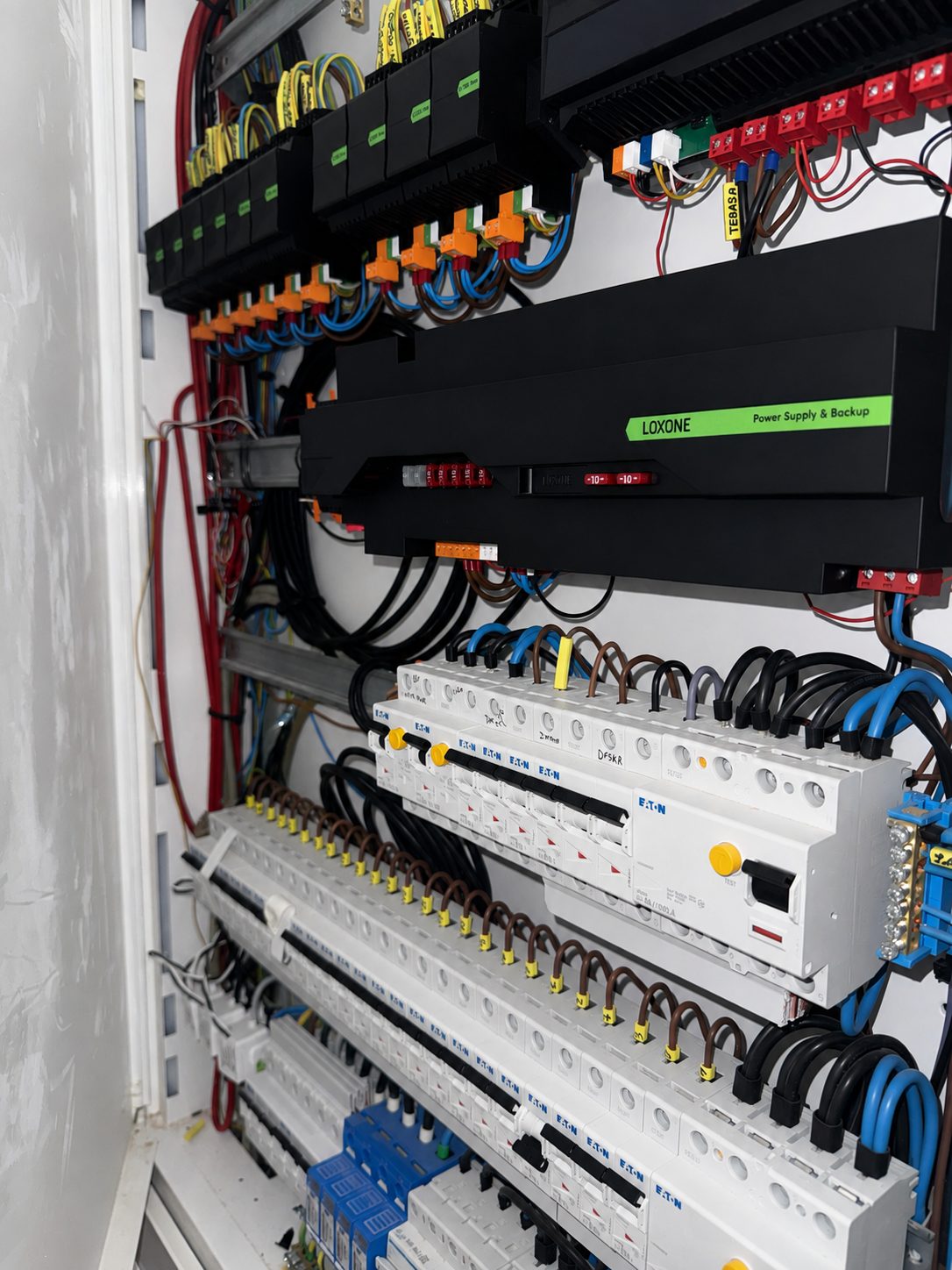 Elektroinstalace — detail rozvaděče, GreenEco Jičín