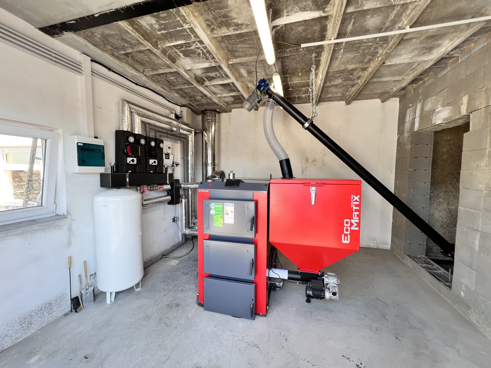 Kotel na uhlí Kolton Ecomatix 75 kW — detail, Jičín Libáň