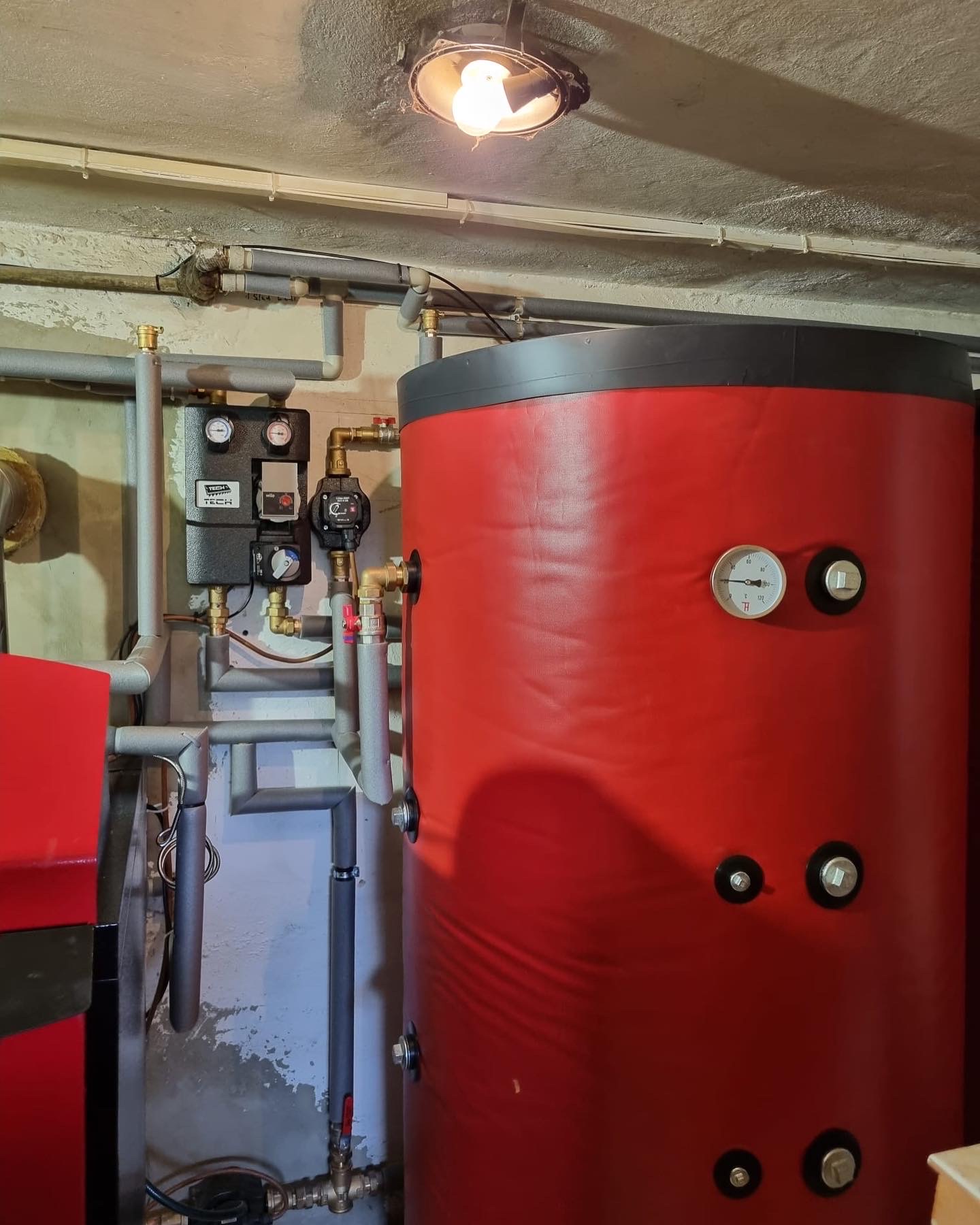Kotel na dřevo 20 kW — instalace, Chlumec, Lomnice nad Popelkou (2)