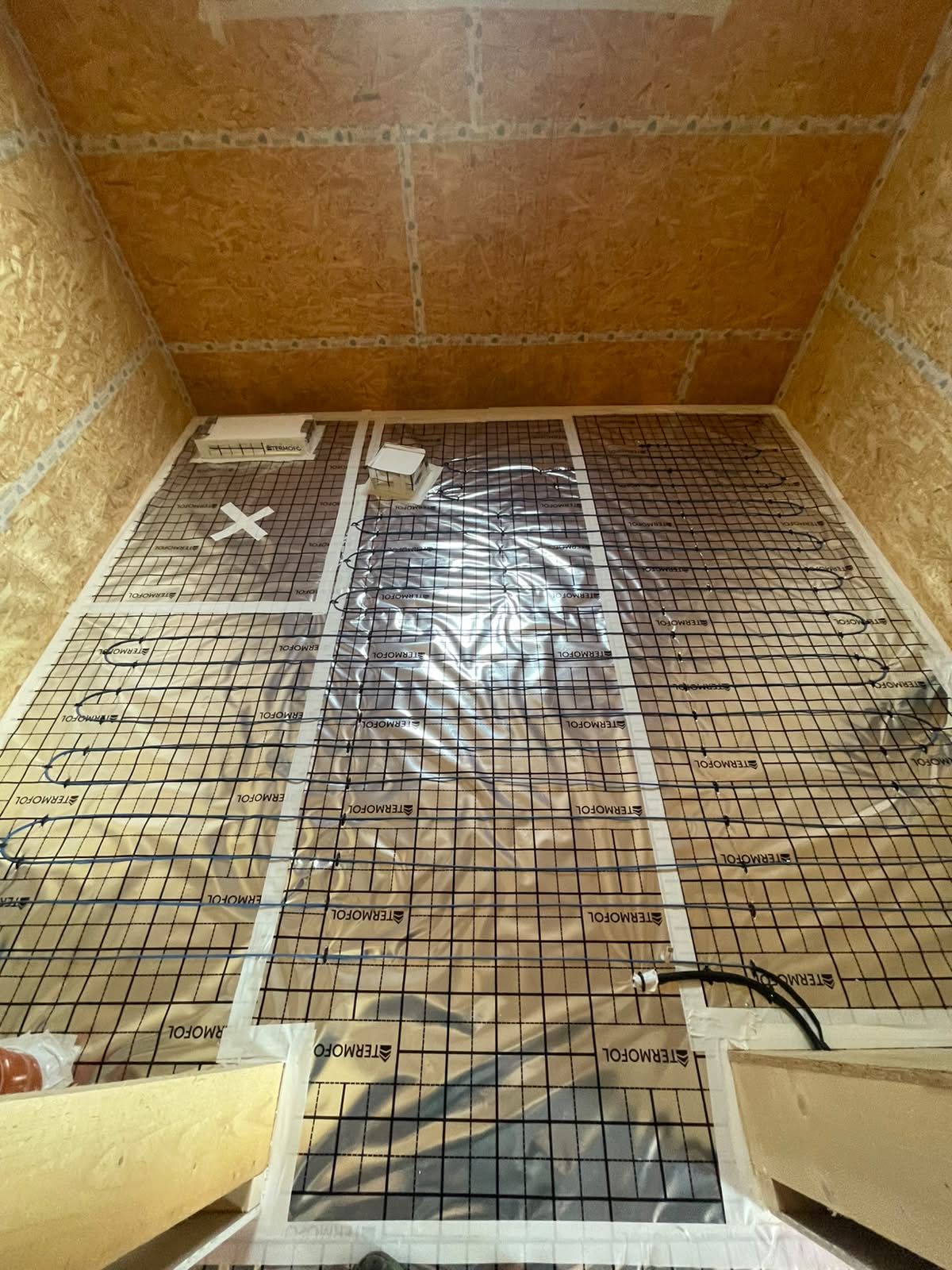Elektrické vytápění koupelny Termofol — Mladá Boleslav